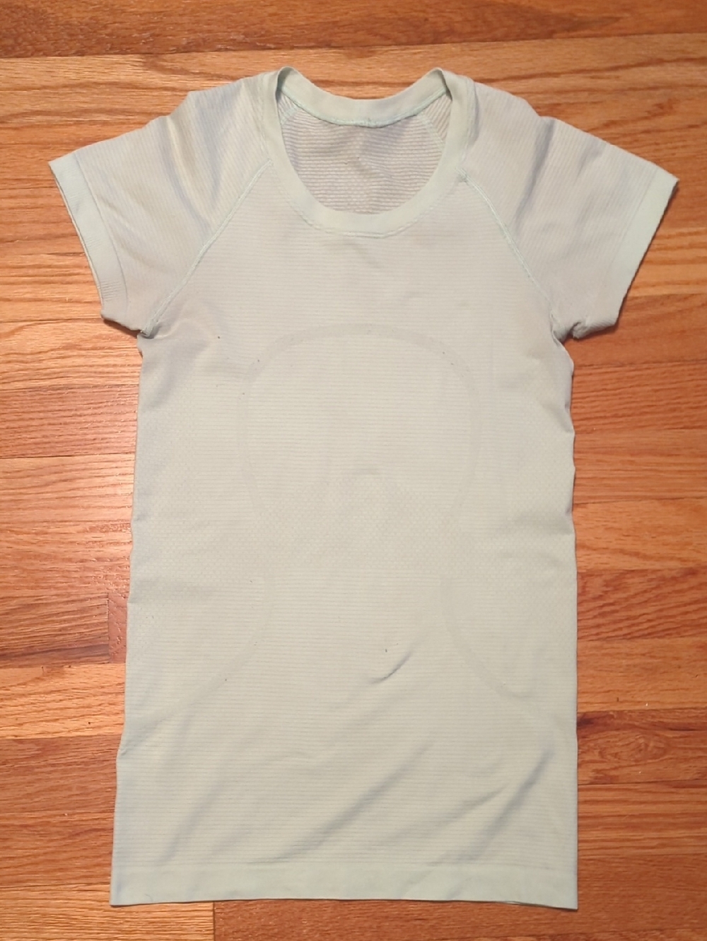 lululemon athletica Swiftly Light Mint Green Short Sleeve Top